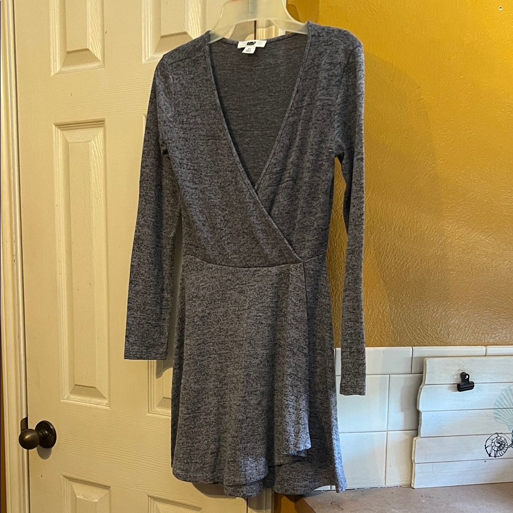 Elegant Gray Long Sleeve Wrap Dress